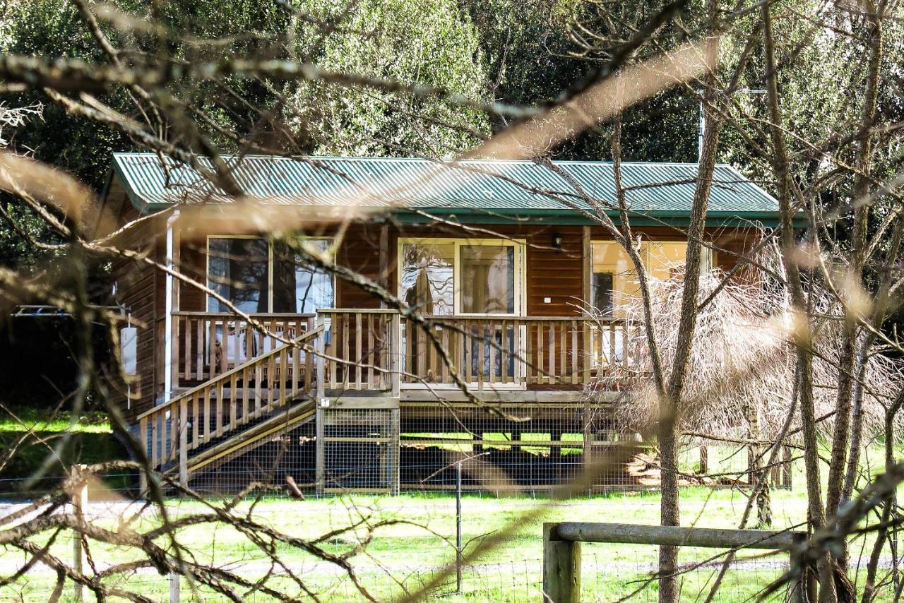 Drumreagh Cabins Deloraine Exterior photo